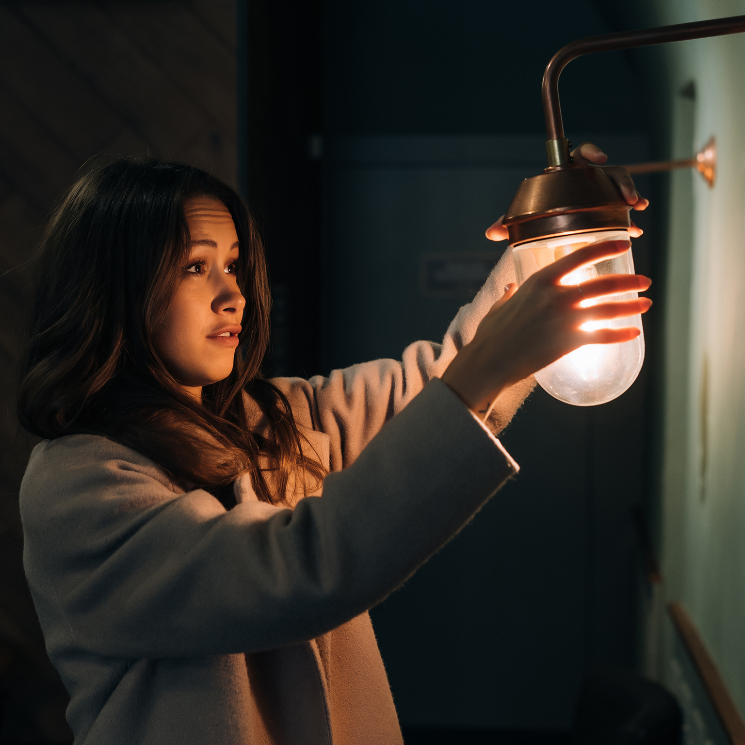 Flickering Lights in Winter